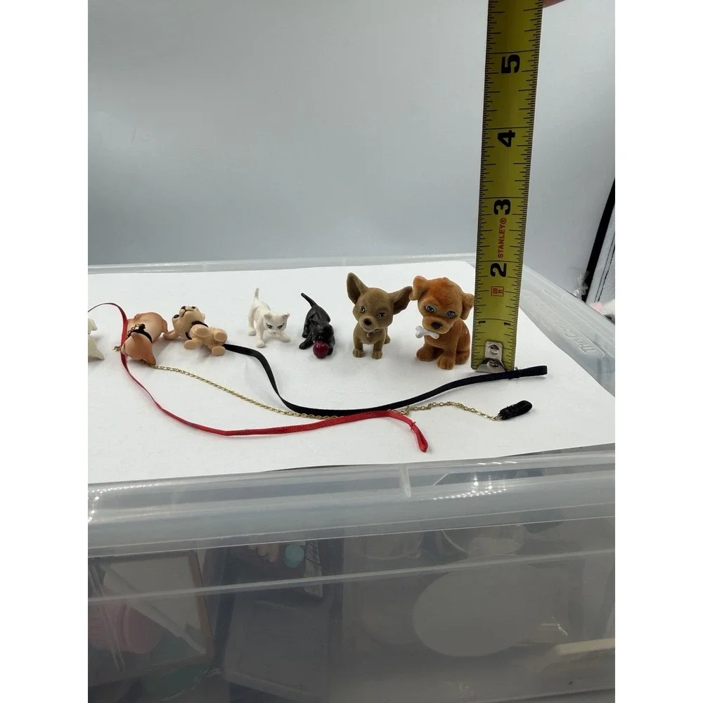 Vintage Lot Of 5 Dogs & 2 Cats Dollhouse Miniature Dogs Puppy Kitty Tiny W/leash